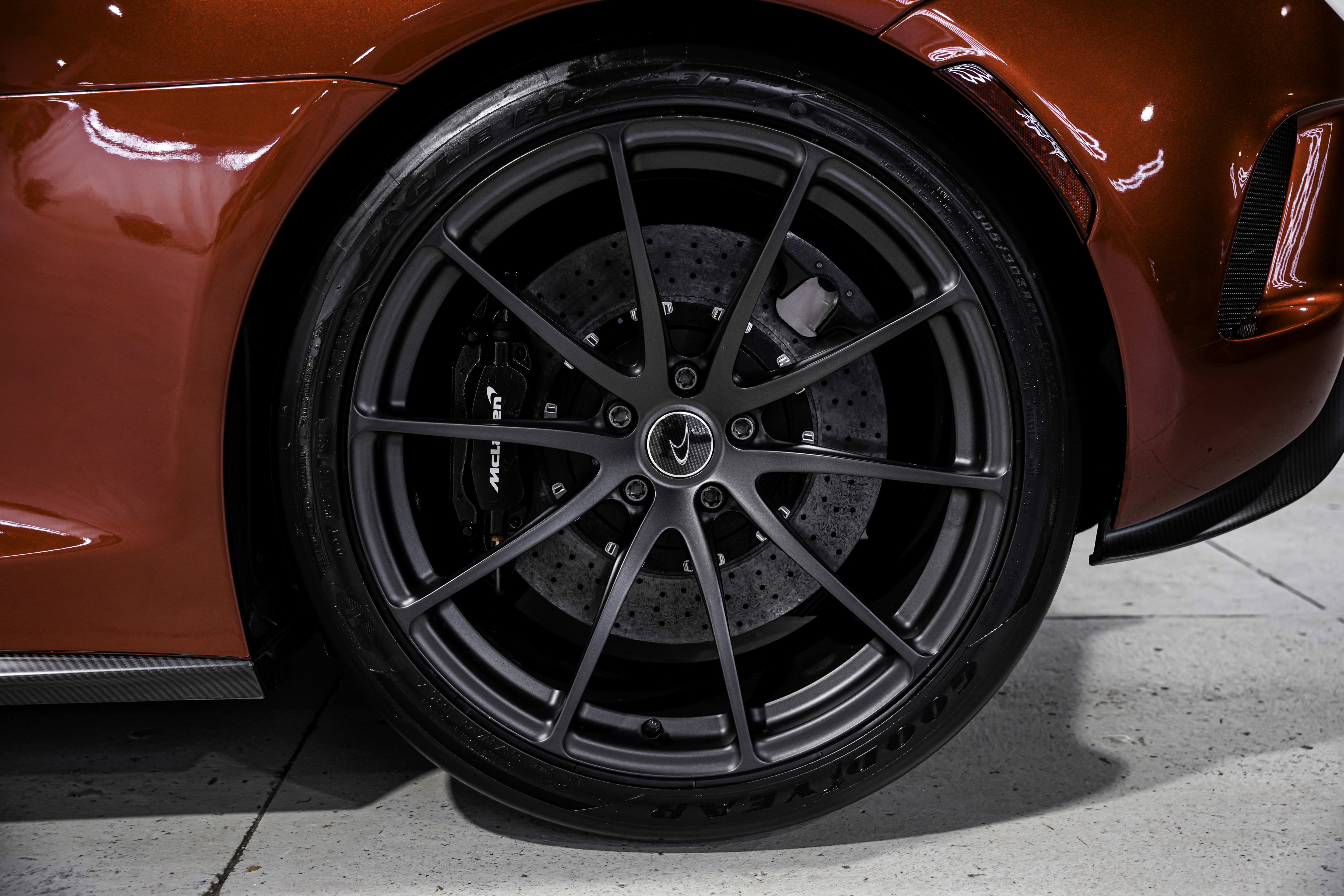 Used 2016 McLaren 675LT Coupe image 41