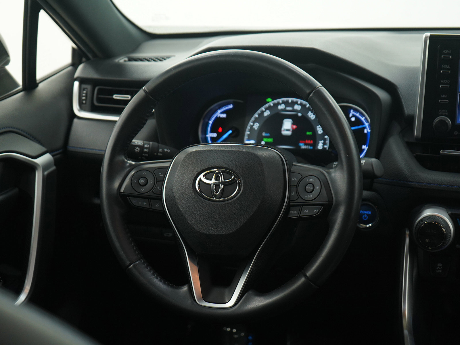 Used 2020 Toyota RAV4 XSE image 14