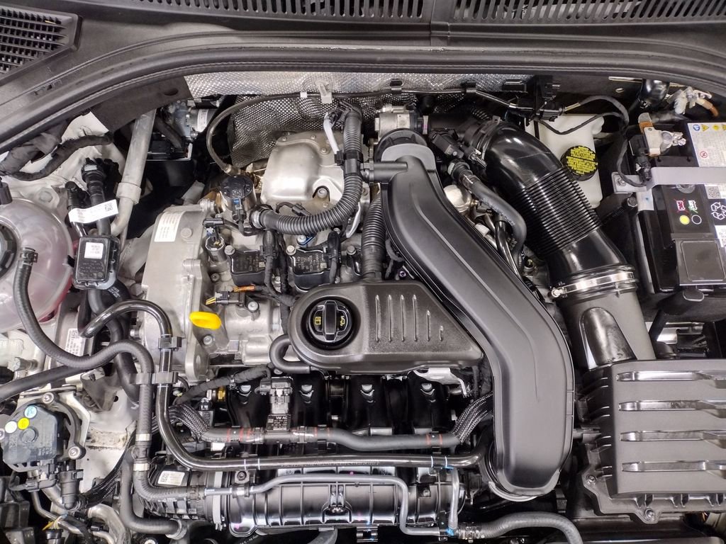 Used 2025 Volkswagen Jetta S image 8