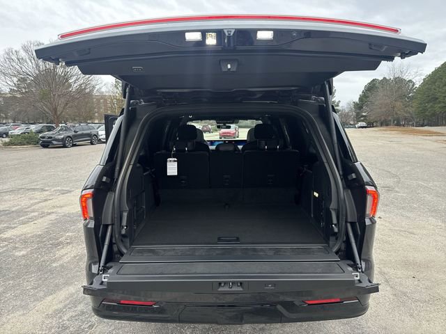 New 2025 Lincoln Navigator L Reserve w/ Jet Appearance Package AWD/4WD image 26