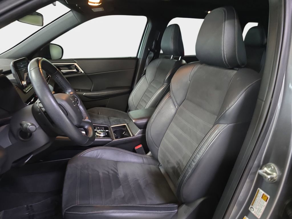 Used 2022 Mitsubishi Outlander SE AWD/4WD image 17