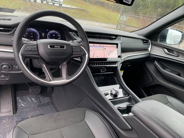 New 2026 Jeep Grand Cherokee Altitude AWD/4WD image 14