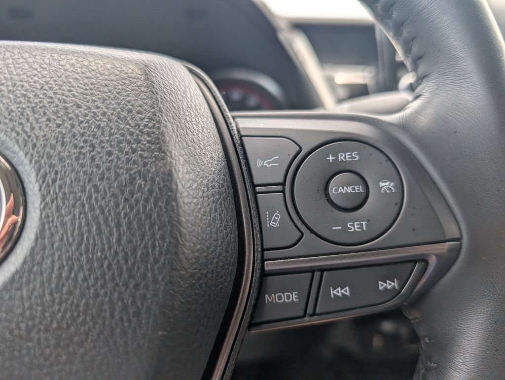 Used 2023 Toyota Camry XSE FWD image 21