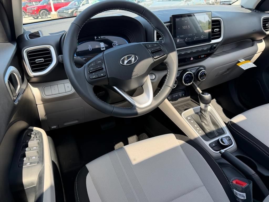 New 2026 Hyundai Venue SEL FWD image 7