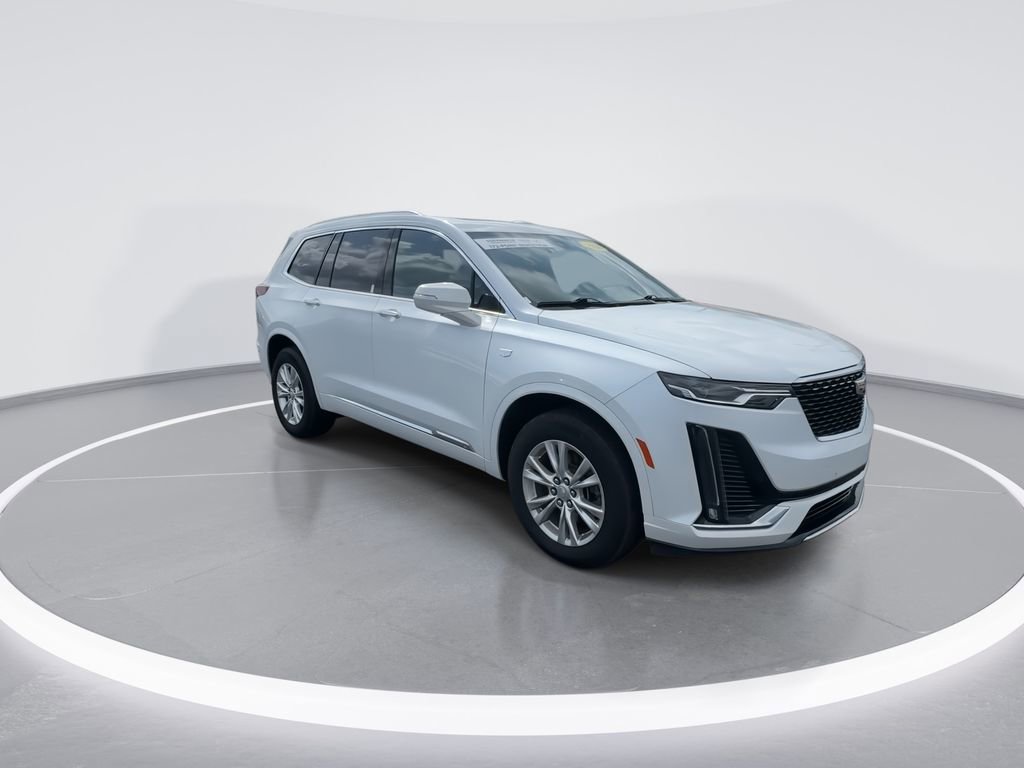 Used 2024 Cadillac XT6 Luxury w/ LPO, Floor Liner Package image 2