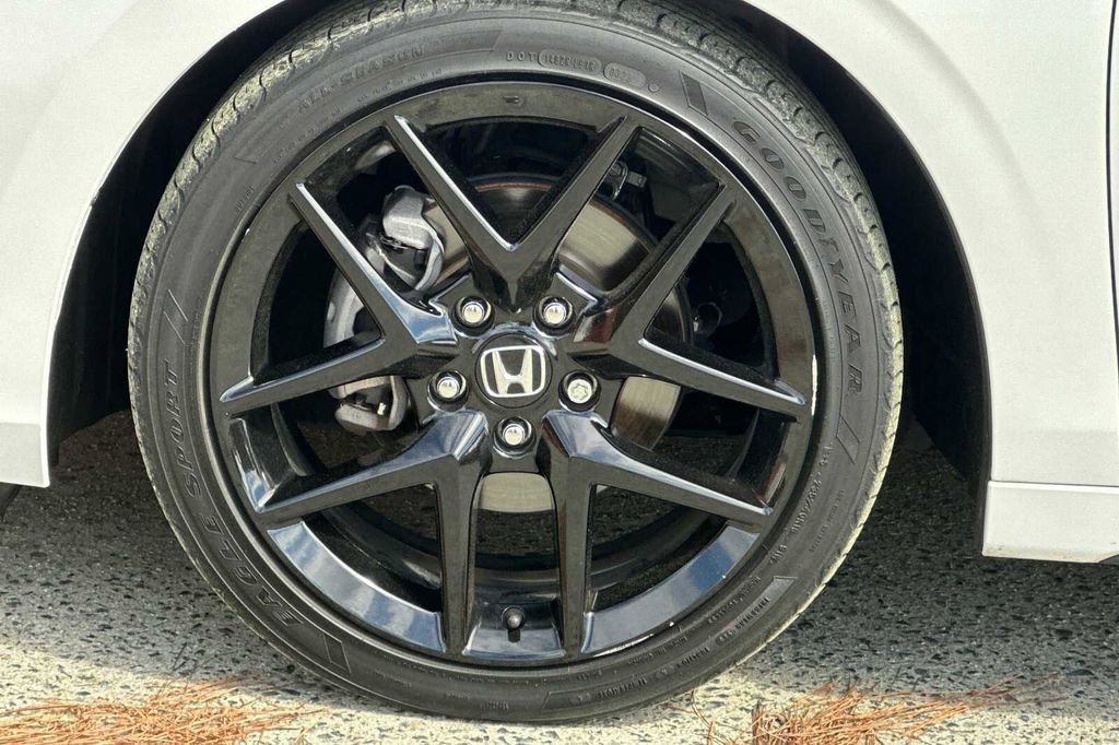 Used 2023 Honda Civic Sport image 35