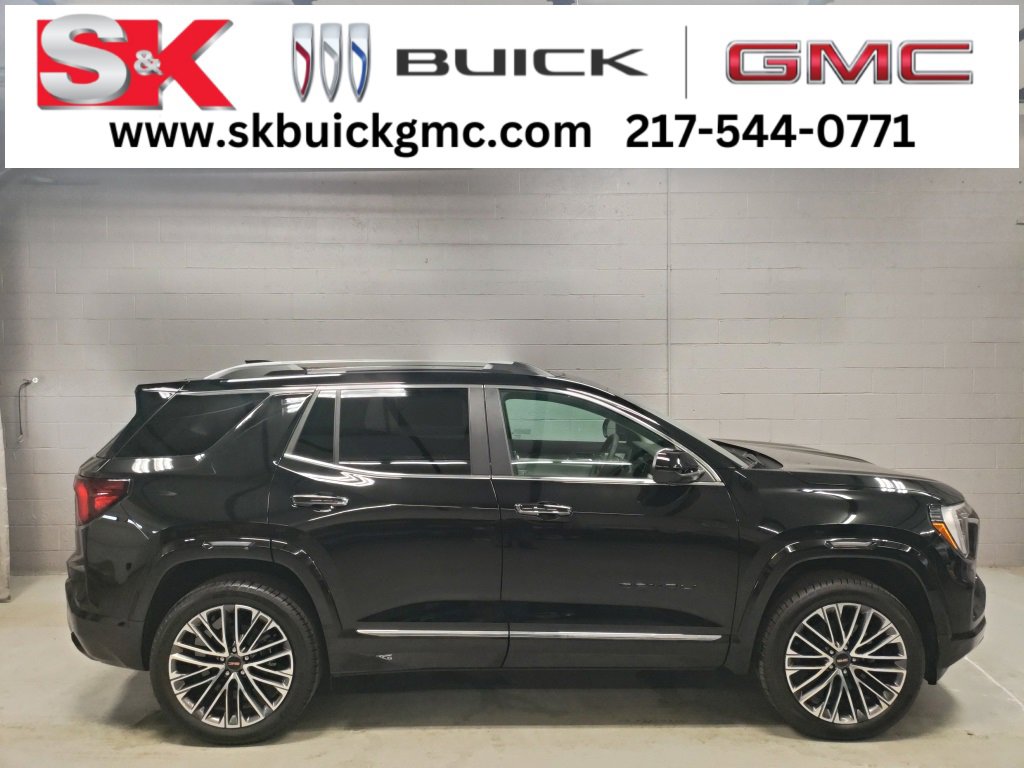 New 2026 GMC Terrain Denali w/ LPO, Black Badging Package
