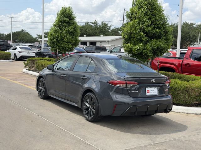Used 2022 Cadillac XT4 Premium Luxury w/ Safety Alert Package AWD/4WD image 5