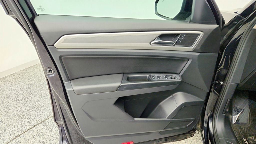 Used 2018 Volkswagen Atlas SE FWD image 10