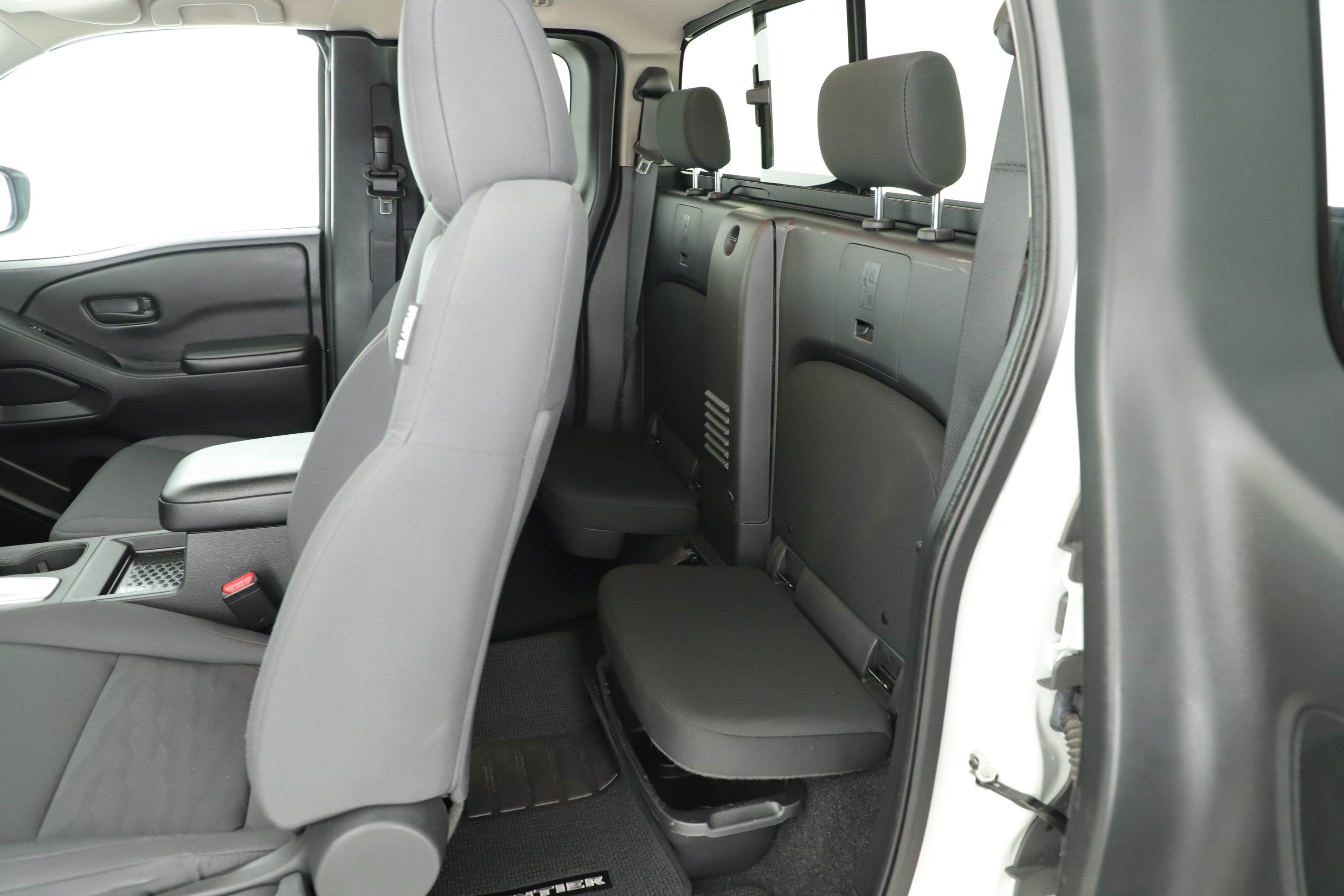 Used 2025 Nissan Frontier S w/ S Utility Package AWD/4WD image 19