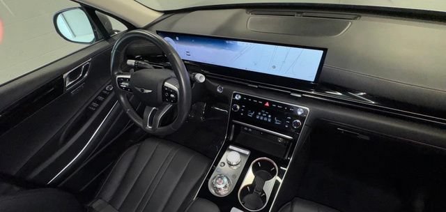 Used 2025 Genesis GV80 2.5T Standard AWD/4WD image 19