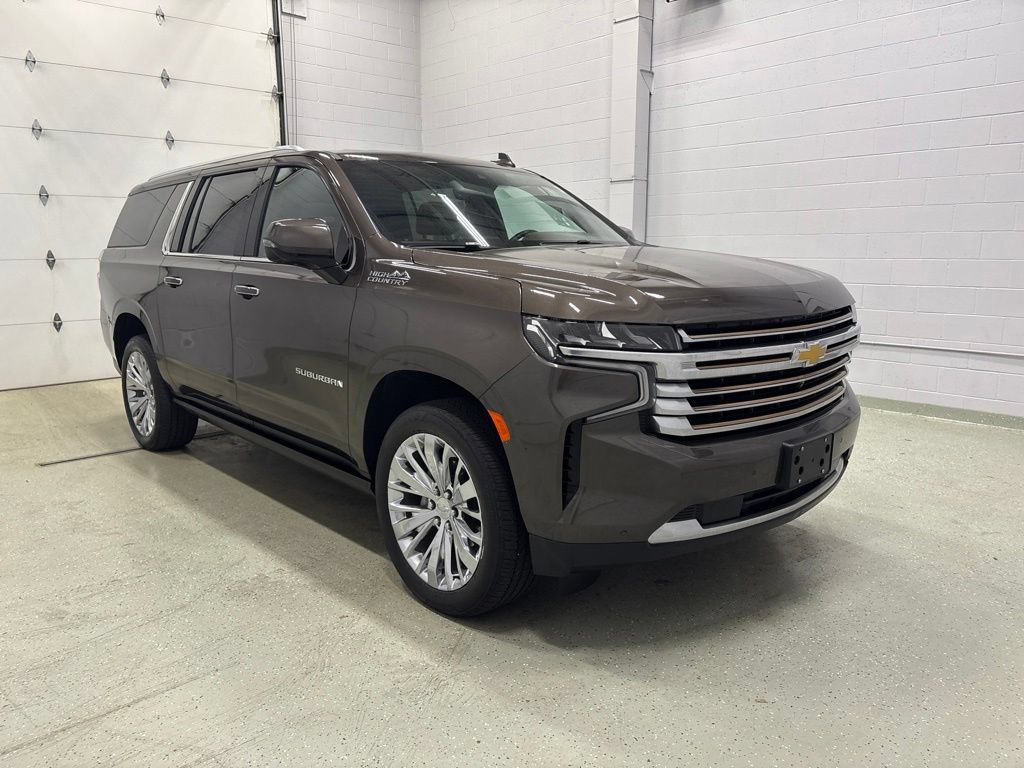 Used 2021 Chevrolet Suburban High Country w/ Premium Package AWD/4WD image 2