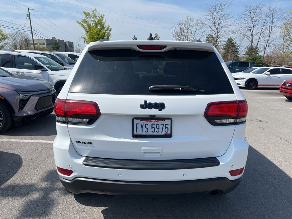 Used 2019 Jeep Grand Cherokee Laredo image 6