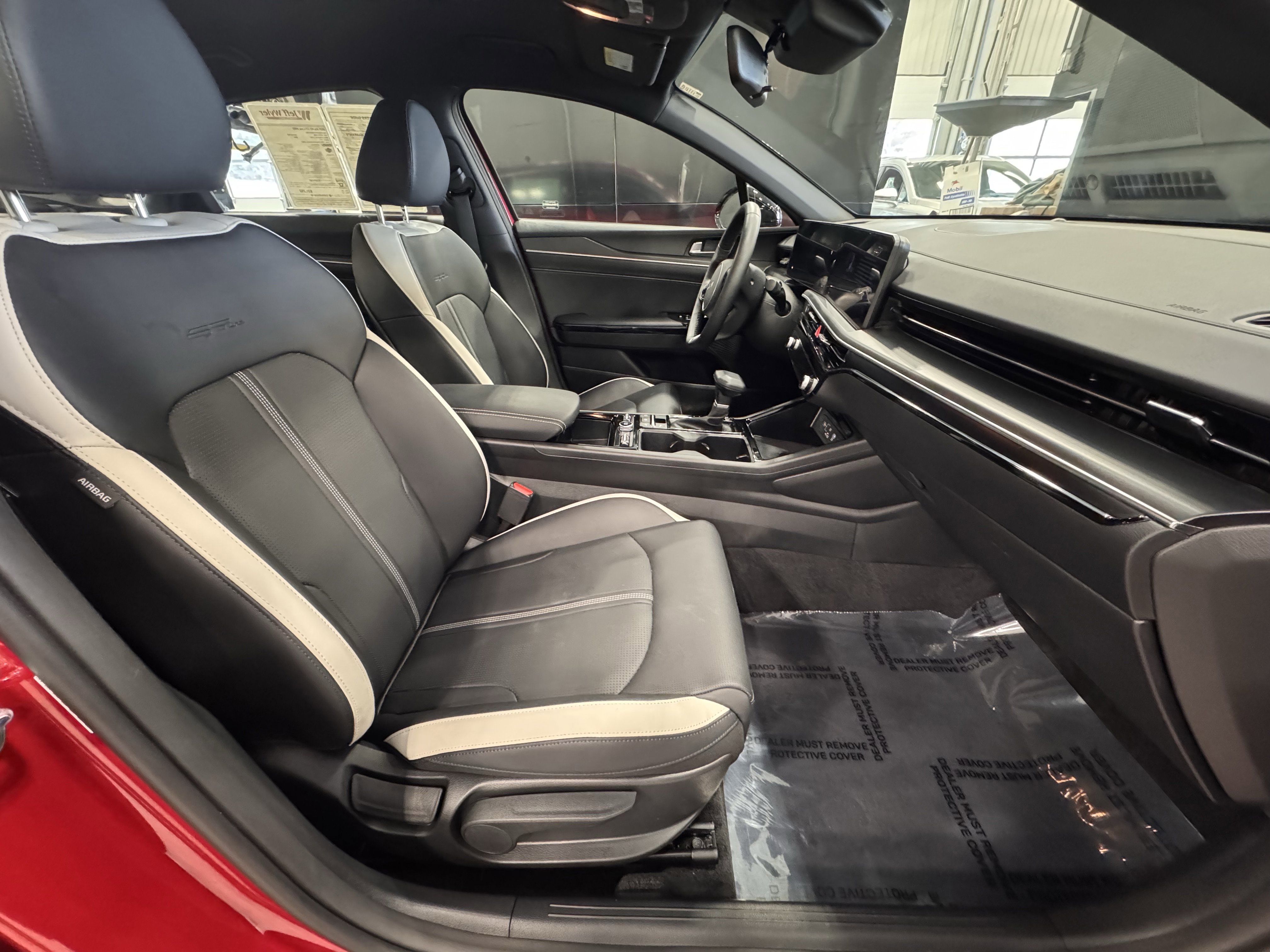 Certified 2025 Kia K5 GT-Line image 24