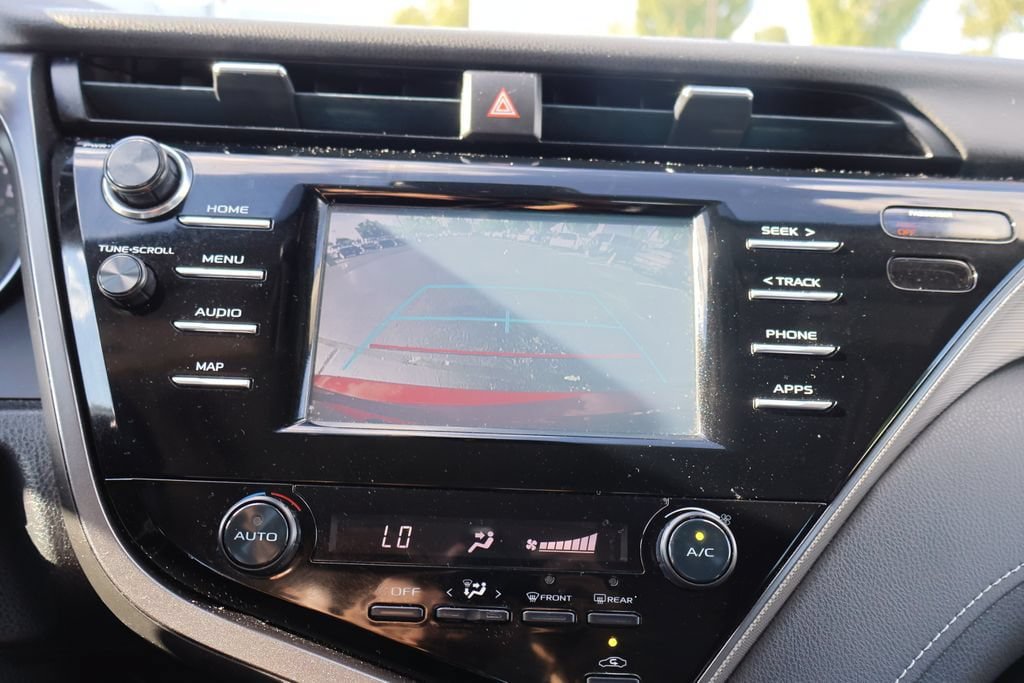 Used 2019 Toyota Camry SE FWD image 24