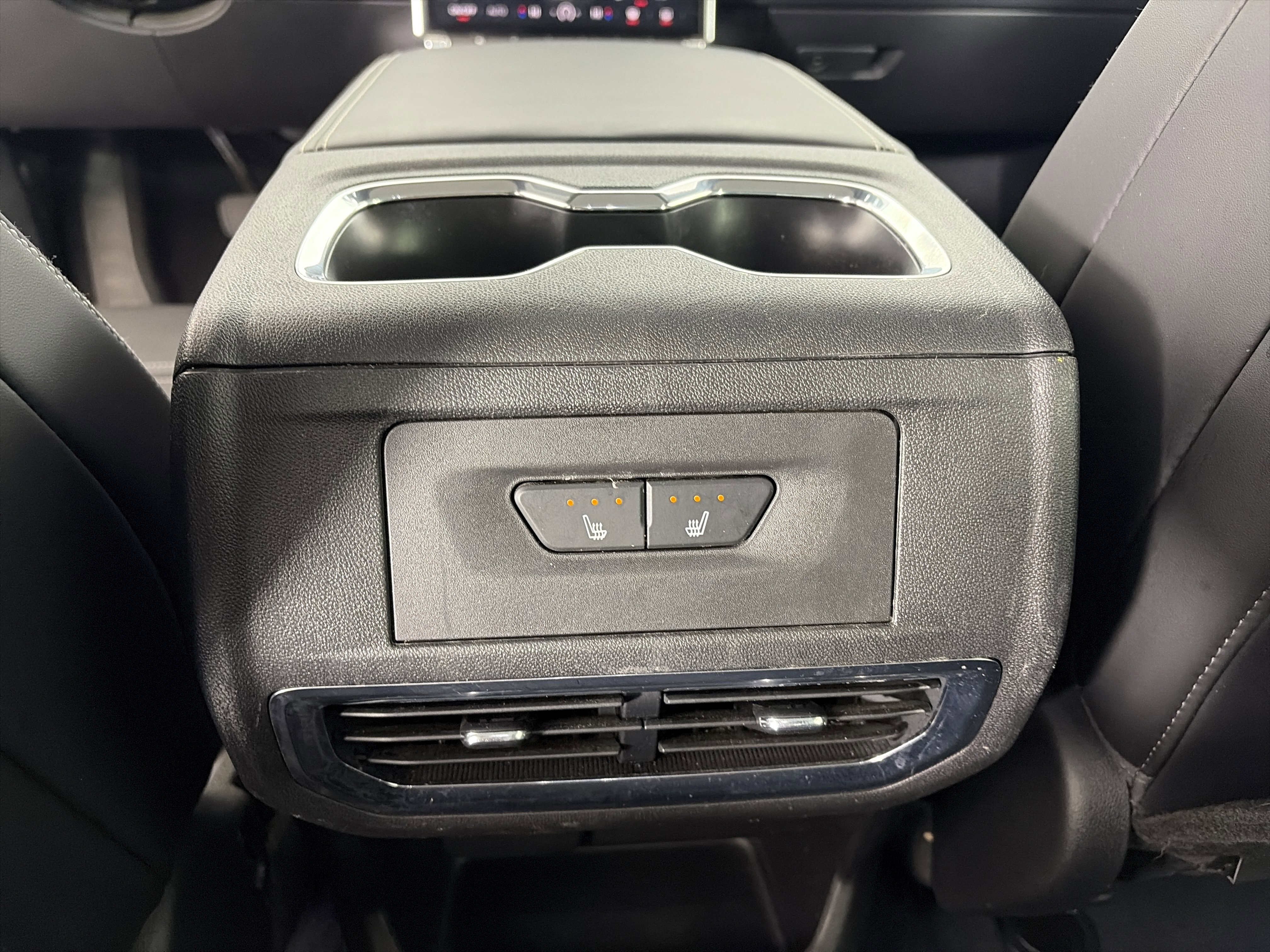 Certified 2024 GMC Sierra EV Denali image 20