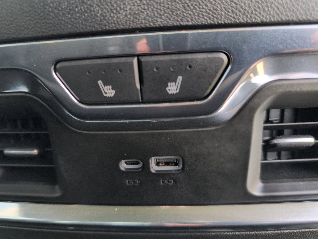 Used 2024 GMC Sierra 1500 Denali w/ Denali Reserve Package image 15