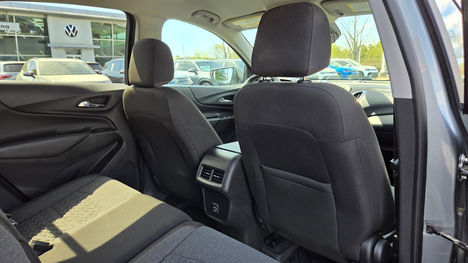 Used 2023 Chevrolet Equinox LT image 42