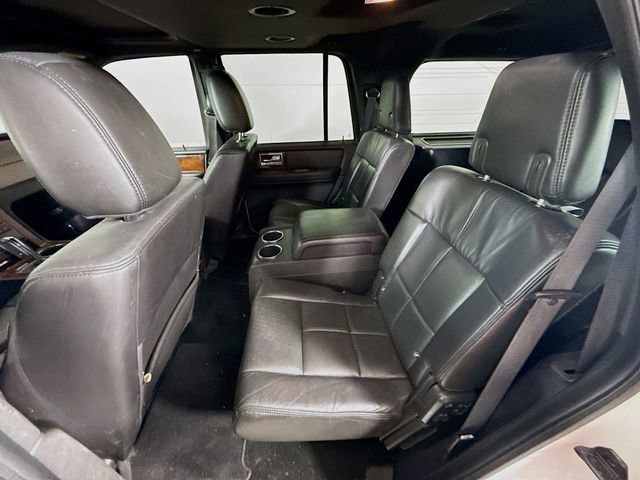 Used 2013 Lincoln Navigator 4WD w/ HD Trailer Tow Pkg image 28