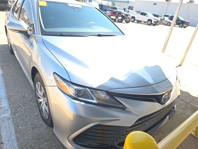 Used 2023 Toyota Camry LE FWD image 8