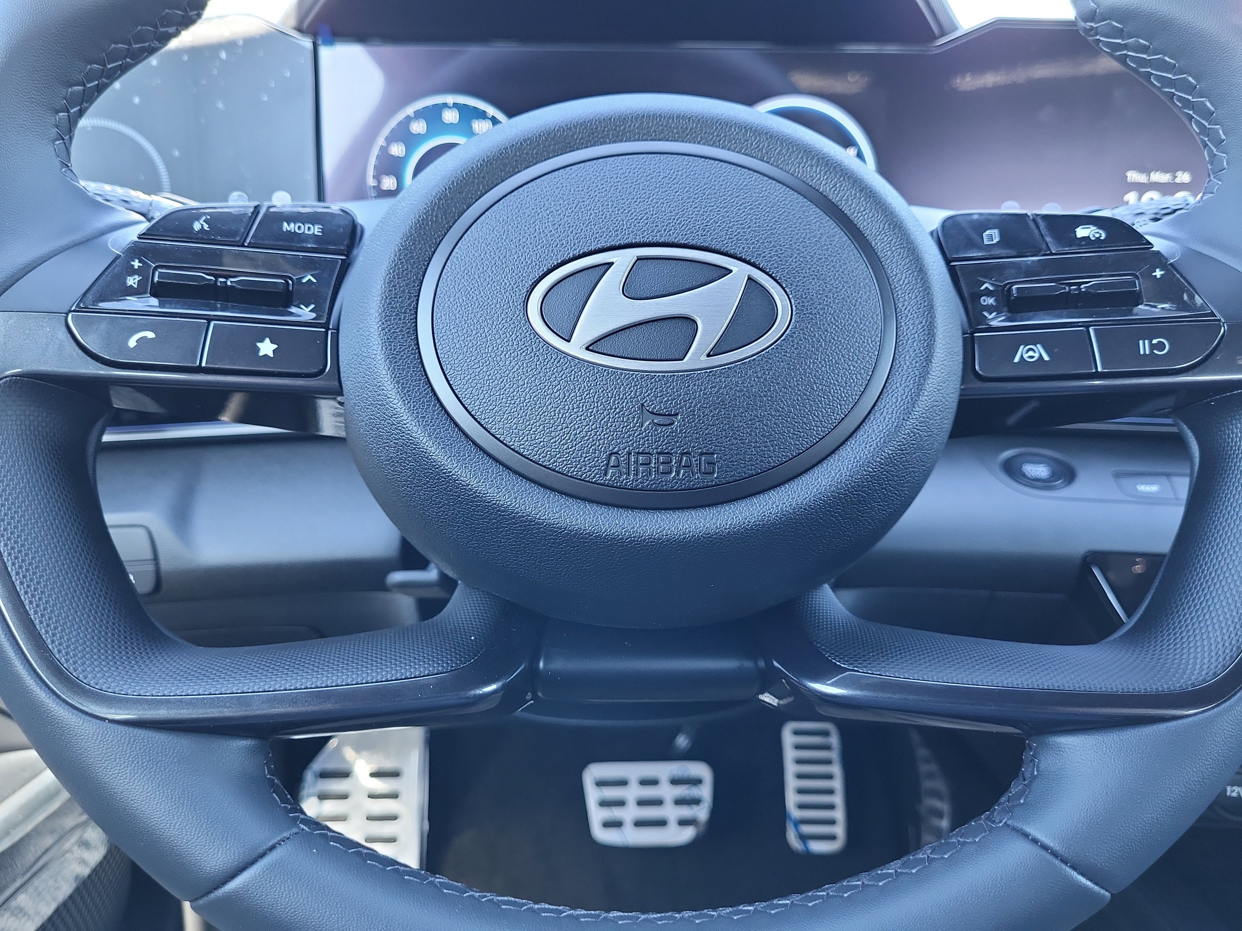 New 2026 Hyundai Elantra SEL FWD image 15