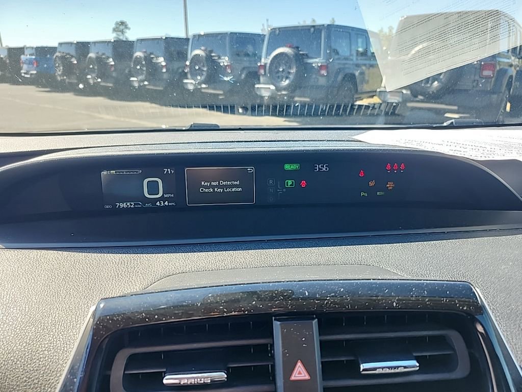 Used 2020 Toyota Prius LE image 21