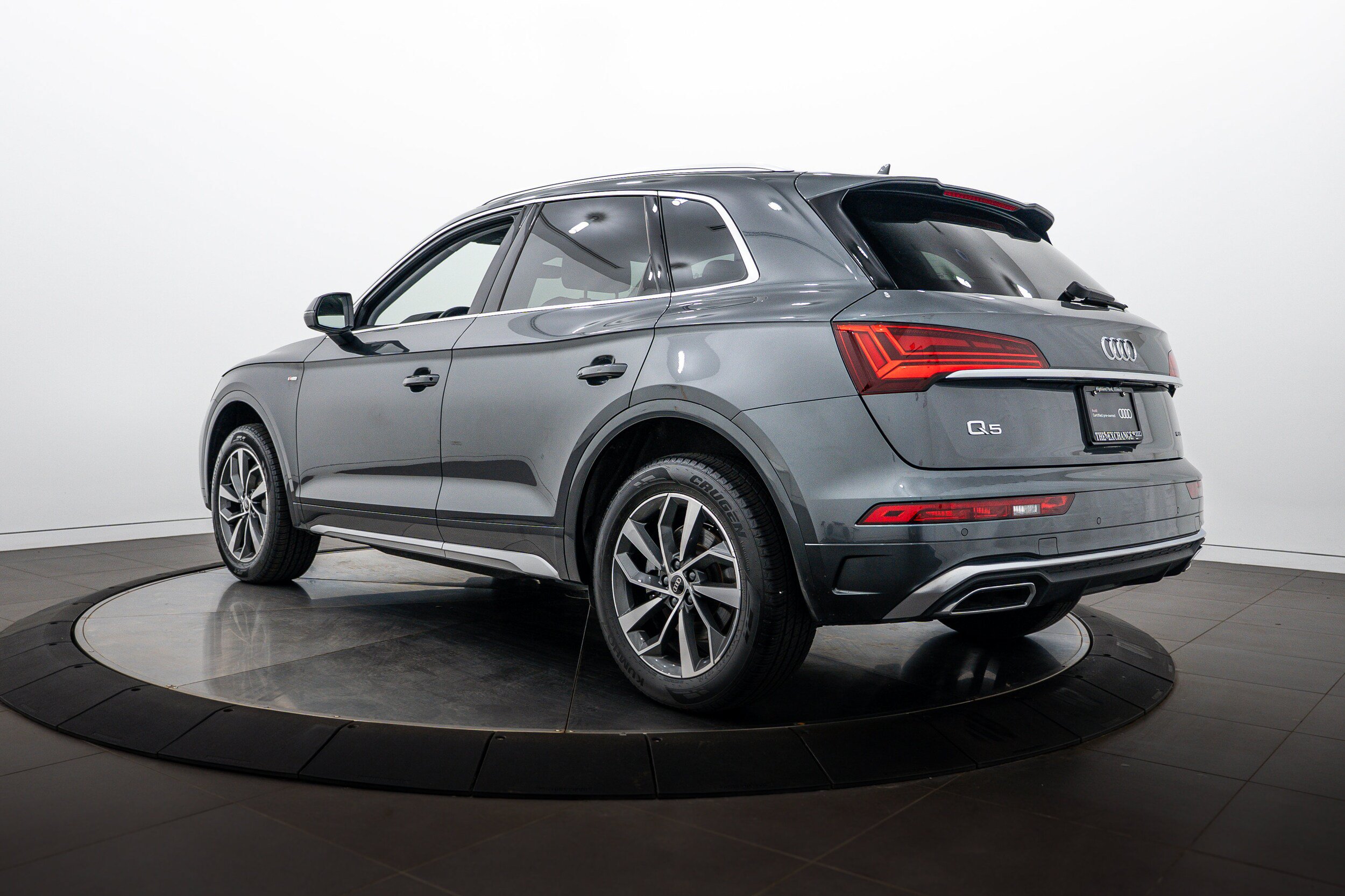 Certified 2024 Audi Q5 2.0T Premium Plus AWD/4WD image 5