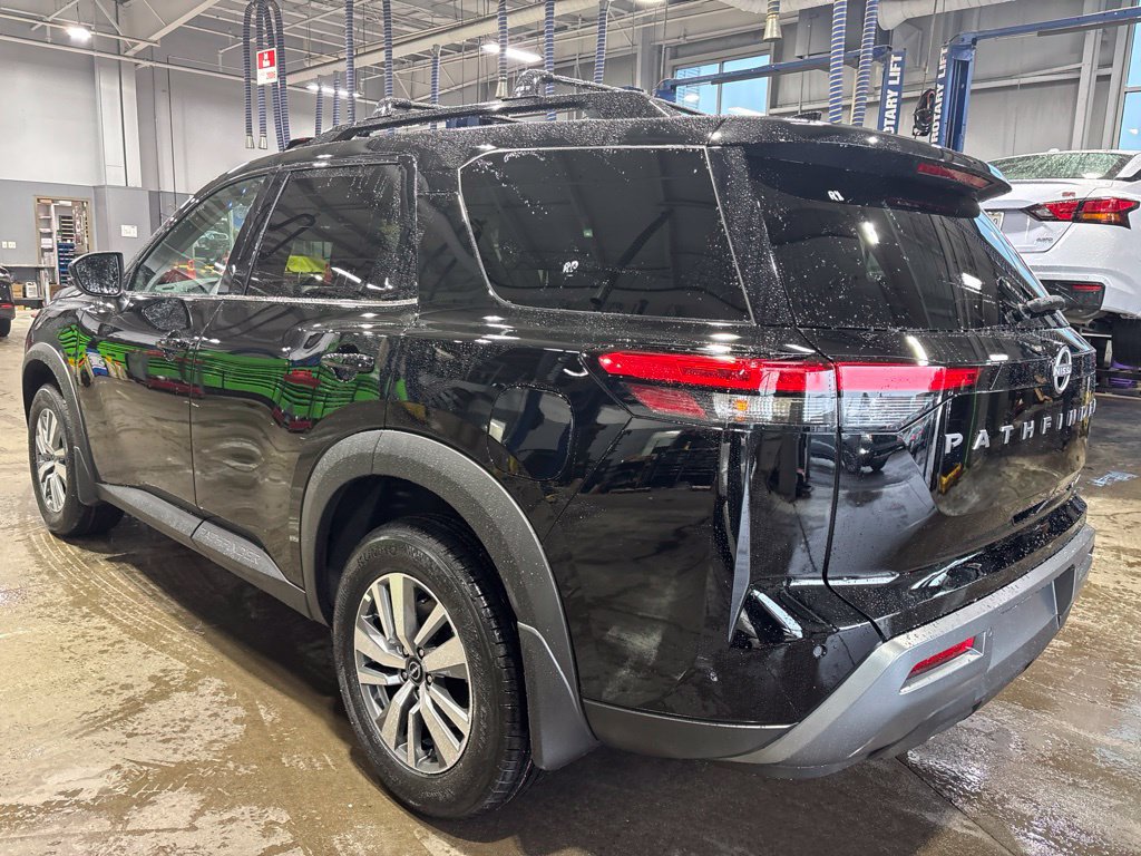 New 2026 Nissan Pathfinder SL w/ Cargo Package AWD/4WD image 8