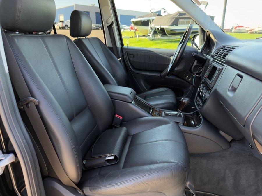 Used 2003 Mercedes-Benz ML 55 AMG 4MATIC image 25