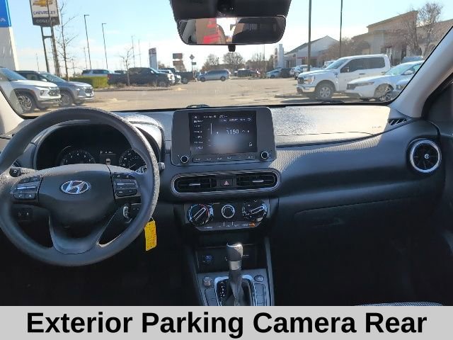 Used 2022 Hyundai Kona SE image 5
