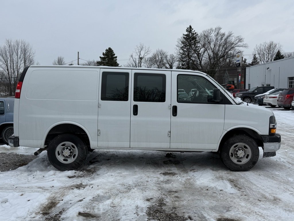 Used 2024 Chevrolet Express 2500 w/ Driver Convenience Package image 2
