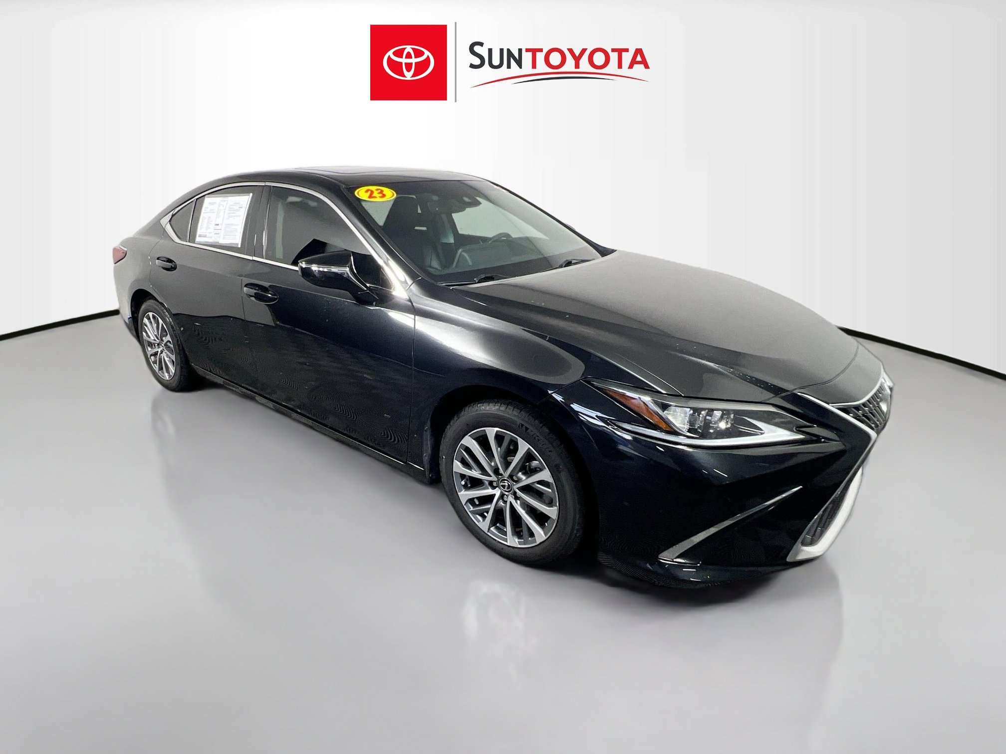 Used 2023 Lexus ES 350 w/ Accessory Package (Z1)
