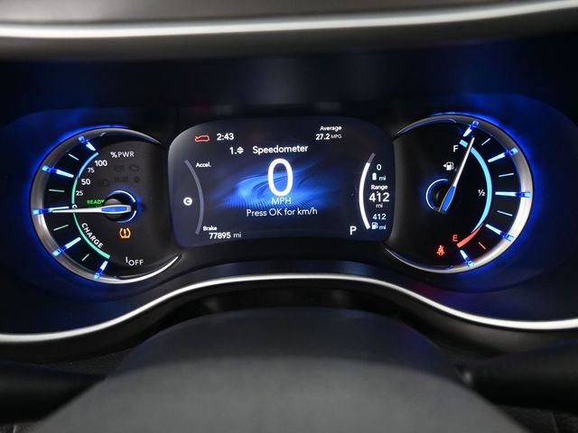 Used 2022 Chrysler Pacifica Touring-L image 36