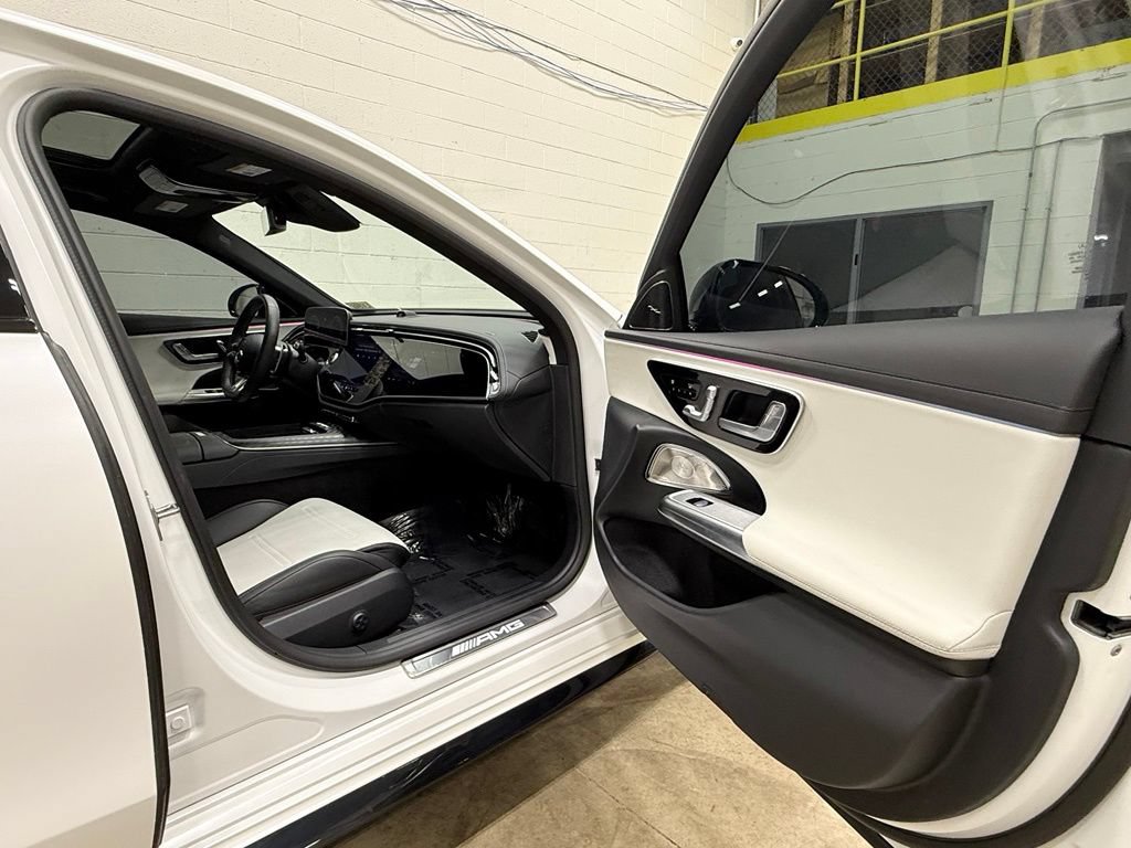 Used 2025 Mercedes-Benz E 53 AMG e 4MATIC Sedan image 56