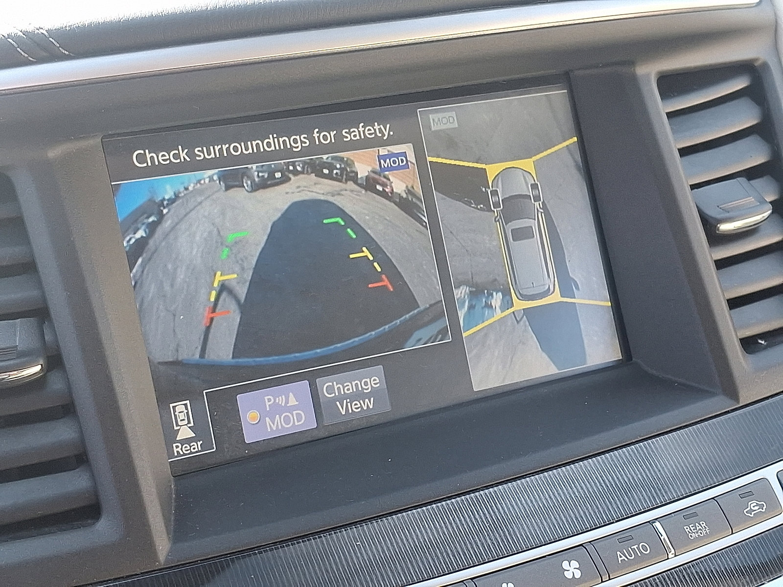 Certified 2019 INFINITI QX60 Luxe w/ Essential Package image 18