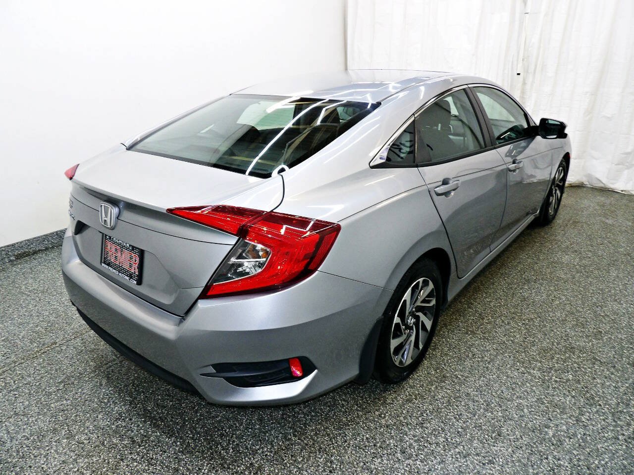 Used 2016 Honda Civic EX image 6