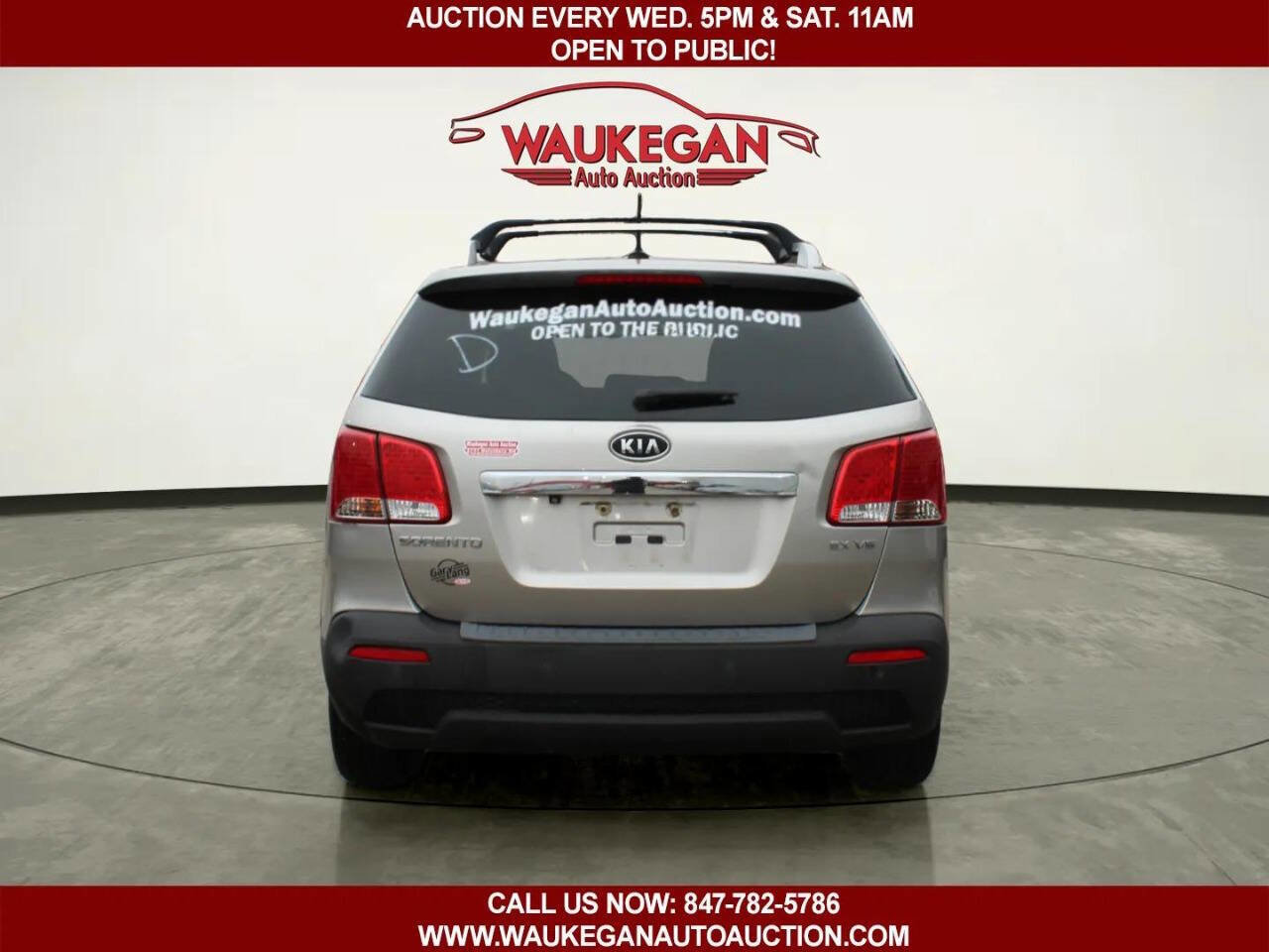 Used 2013 Kia Sorento EX w/ EX V6 Premium Pkg image 5