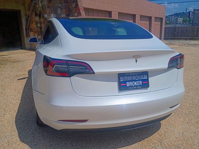 Used 2020 Tesla Model 3 Standard Range RWD image 10