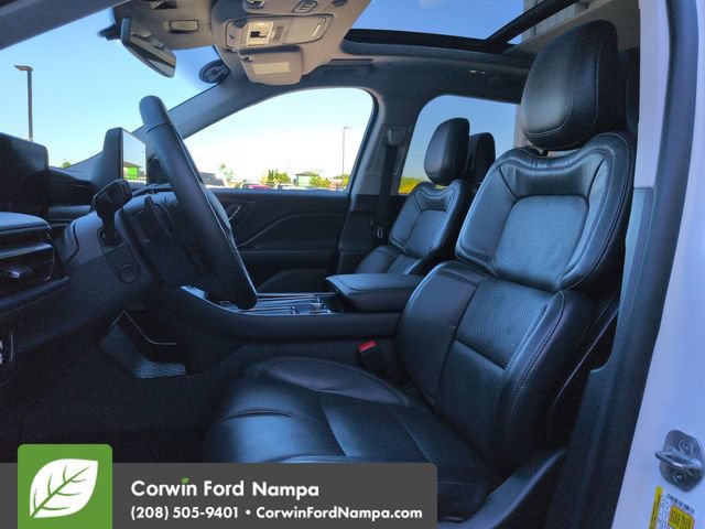 Used 2025 Lincoln Aviator Reserve w/ Equipment Group 201A AWD/4WD image 24