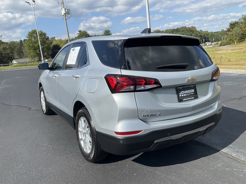 Used 2022 Chevrolet Equinox LT image 24