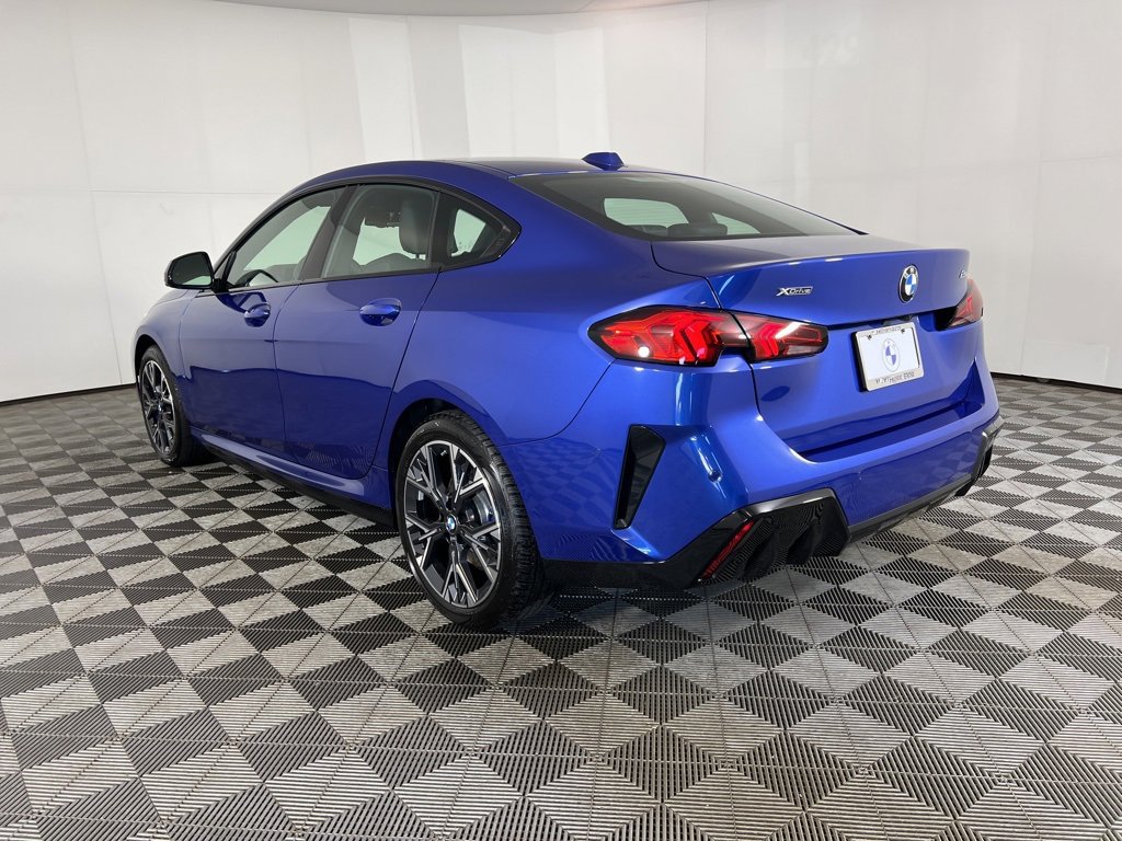 Used 2025 BMW 228i xDrive w/ Technology Package image 11