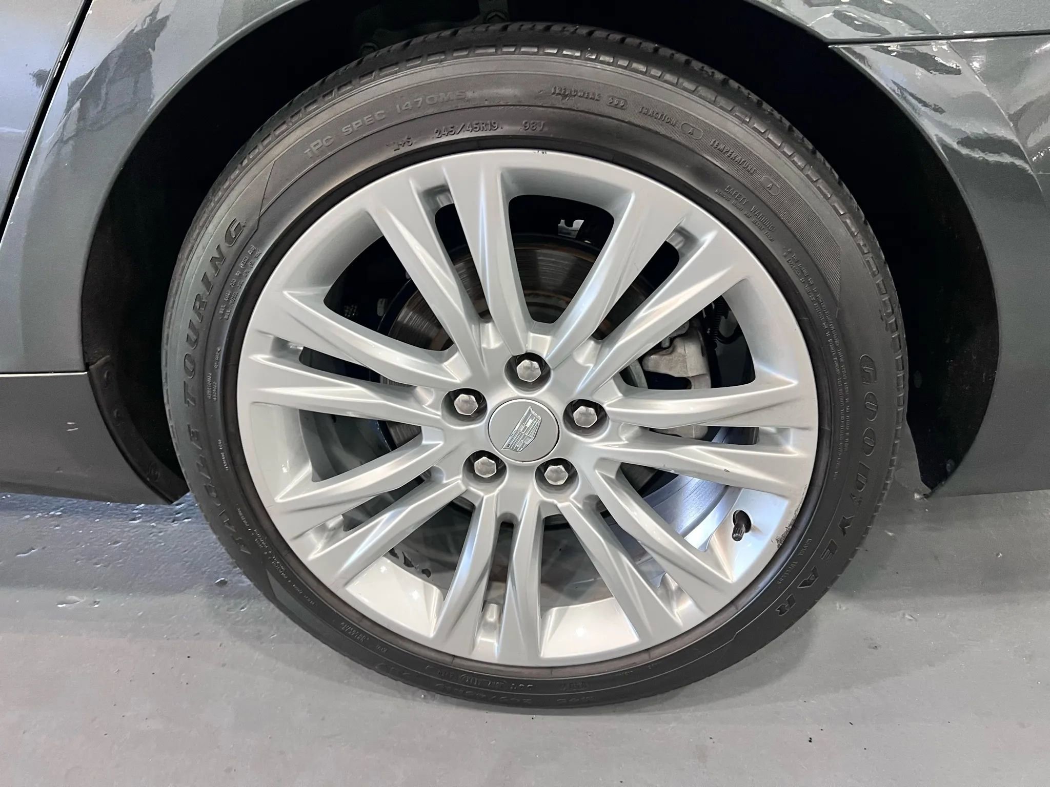 Used 2019 Cadillac XTS Luxury image 34