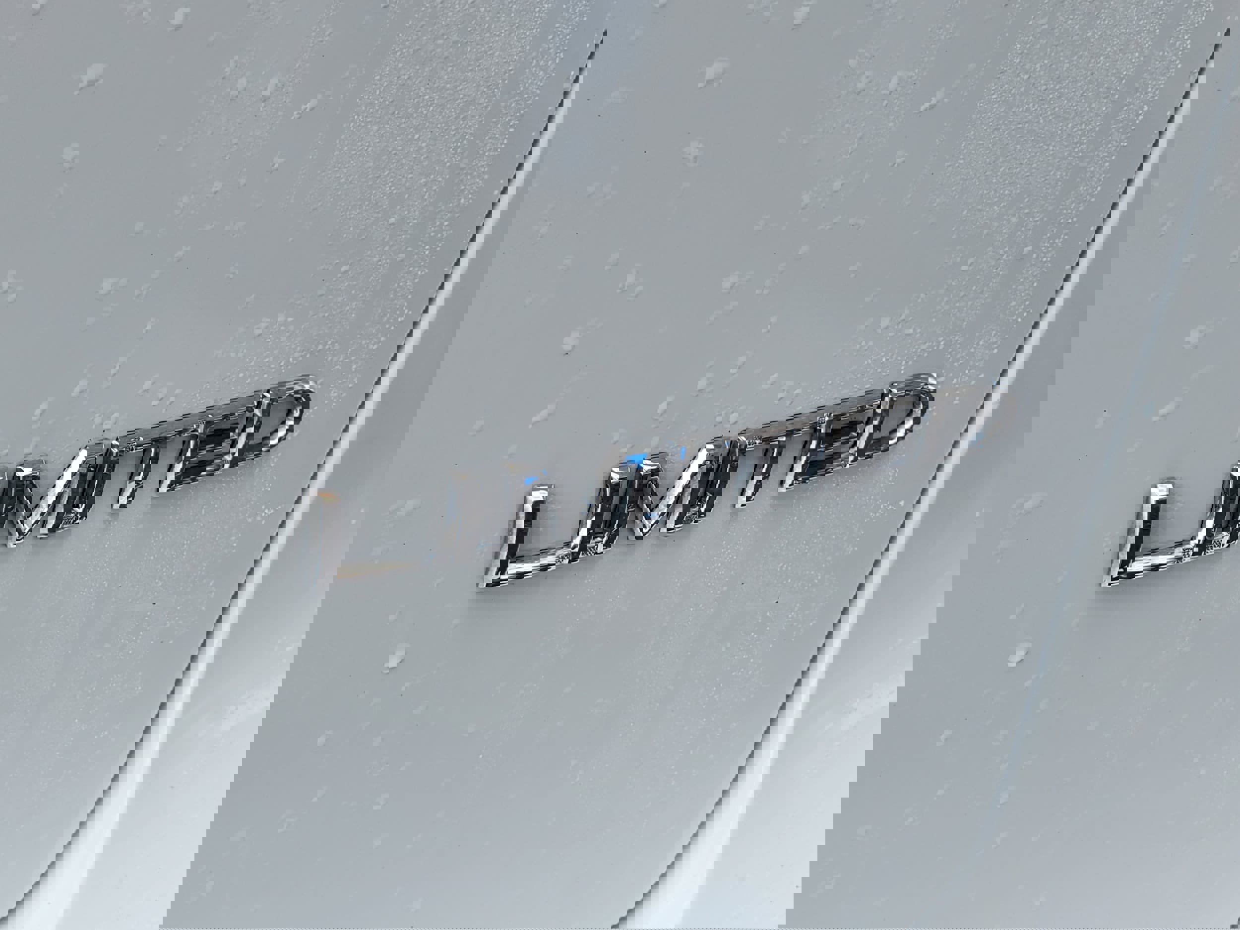 Used 2019 Chrysler Pacifica Limited w/ Tire & Wheel Group image 8