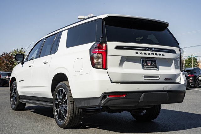 Used 2023 Chevrolet Suburban RST image 5