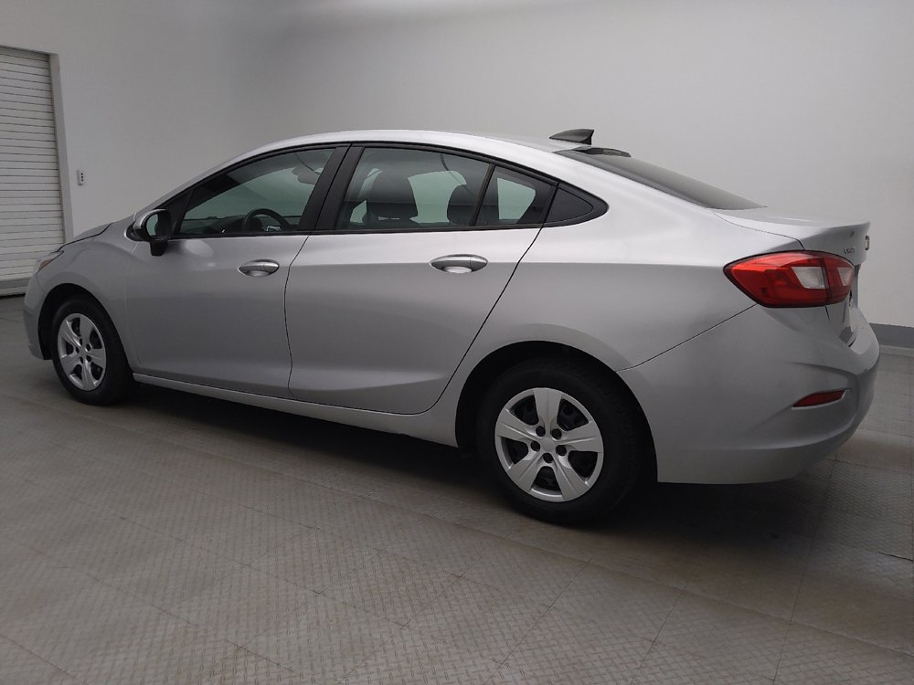 Used 2019 Chevrolet Cruze LS FWD image 3