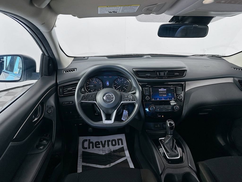 Used 2022 Nissan Rogue Sport S image 21