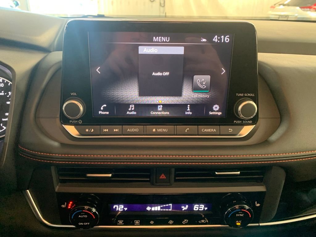 Certified 2025 Nissan Rogue SV image 23