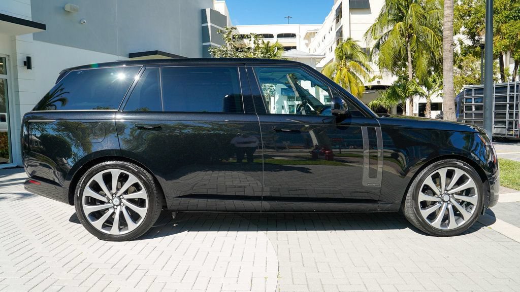 Used 2023 Land Rover Range Rover Long Wheelbase Autobiography AWD/4WD image 28
