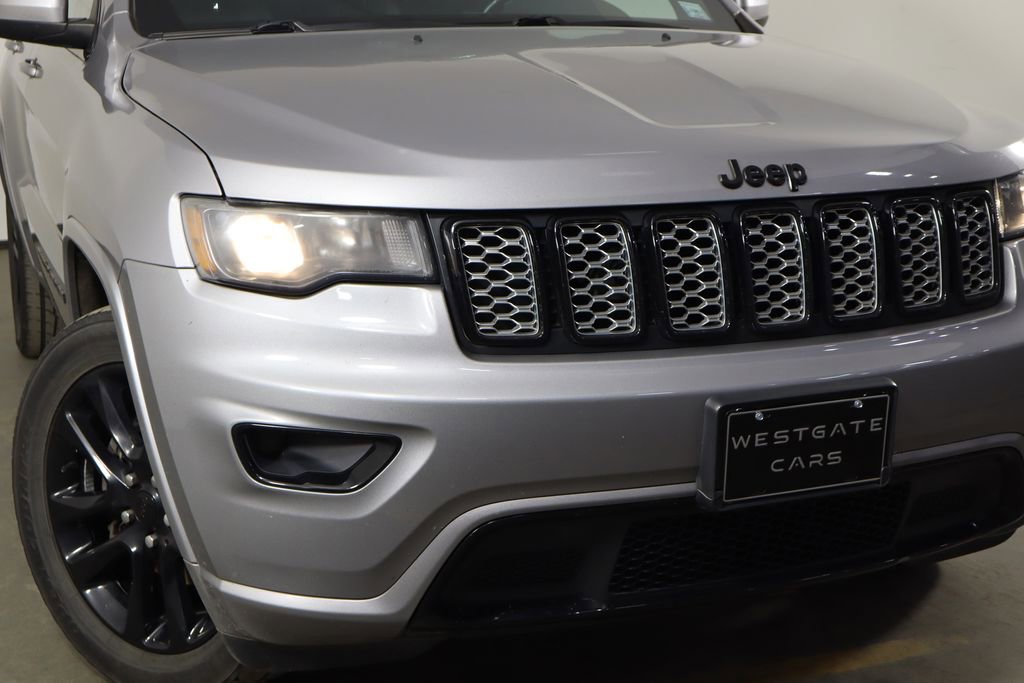Used 2020 Jeep Grand Cherokee Altitude AWD/4WD image 48
