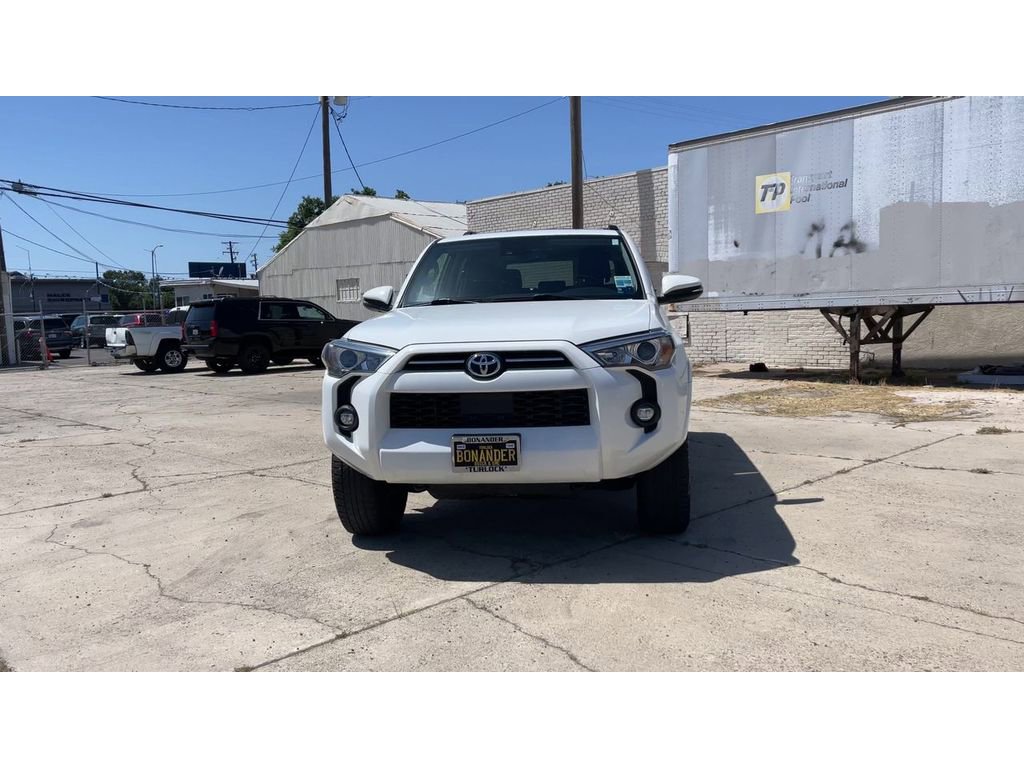 Used 2022 Toyota 4Runner SR5 Premium w/ Moonroof Package AWD/4WD image 6